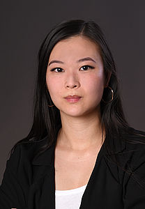 Portät Yifan Han Portät Yifan Han
